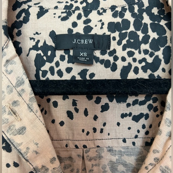J. Crew Linen Leopard Print Button Down with Pink Contrast Piping - Picture 4 of 7